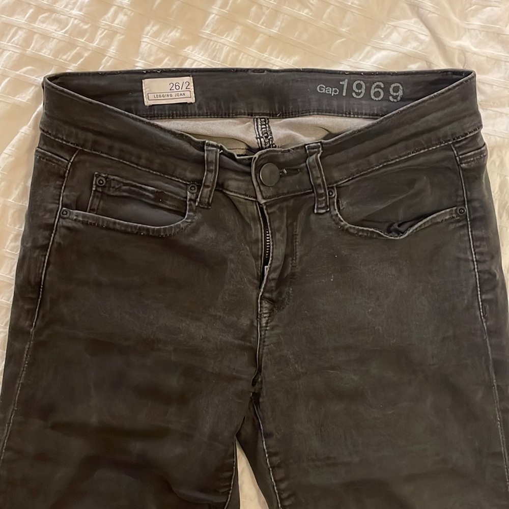 Gap 1969 Legging Jean